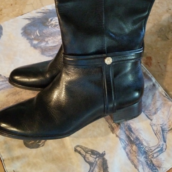 Louise at cie Shoes - Louise et cie. FRIDAY FLASH 34 OUT THE DOOR